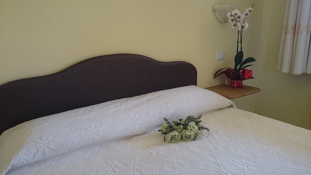 La Corte Dei Rei Aparthotel Кастиадас Стая снимка
